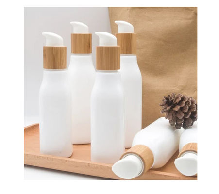 Contenitore cosmetico liscio della lozione della bottiglia di vetro di OPL e barattolo crema con il coperchio di legno