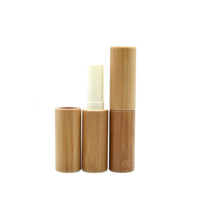 il contenitore d'imballaggio cosmetico di bambù naturale del balsamo di labbro del tubo del rossetto 5g compone