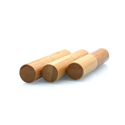 il contenitore d'imballaggio cosmetico di bambù naturale del balsamo di labbro del tubo del rossetto 5g compone