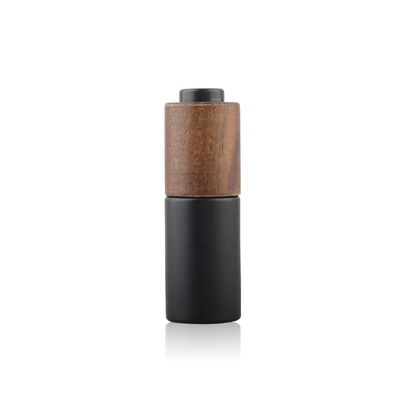 Nuovo cappuccio di bambù di legno sviluppato intorno a Violet Glass Bottle scura con la pompa della lozione