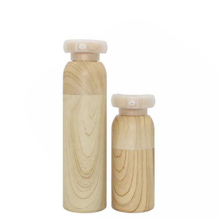 Bottiglia senz'aria di bambù 15ml 30ml 40ml 50ml della bottiglia cosmetica di plastica della pompa del nuovo prodotto
